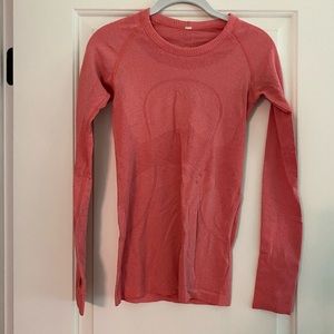 Lululemon Swifty Tech Long Sleeve Size 4 Athletic Shirt